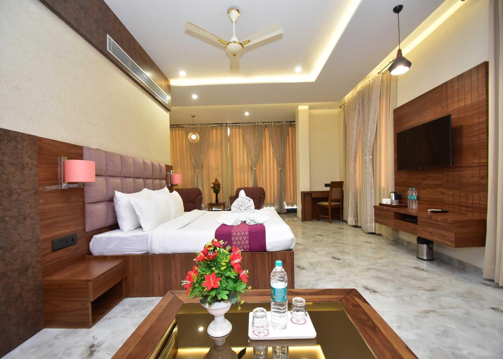 Hotel Shyamleela Khātu 外观 照片