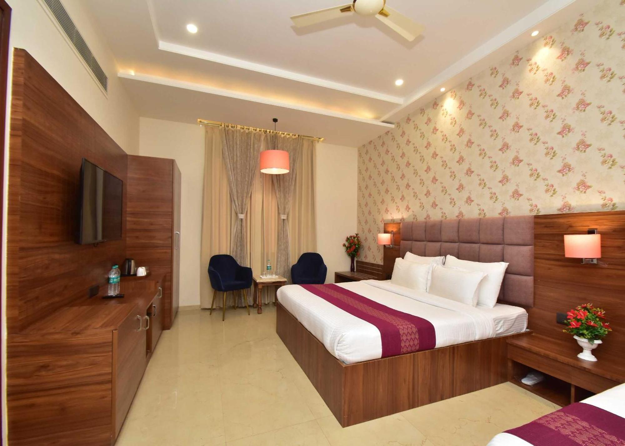 Hotel Shyamleela Khātu 外观 照片
