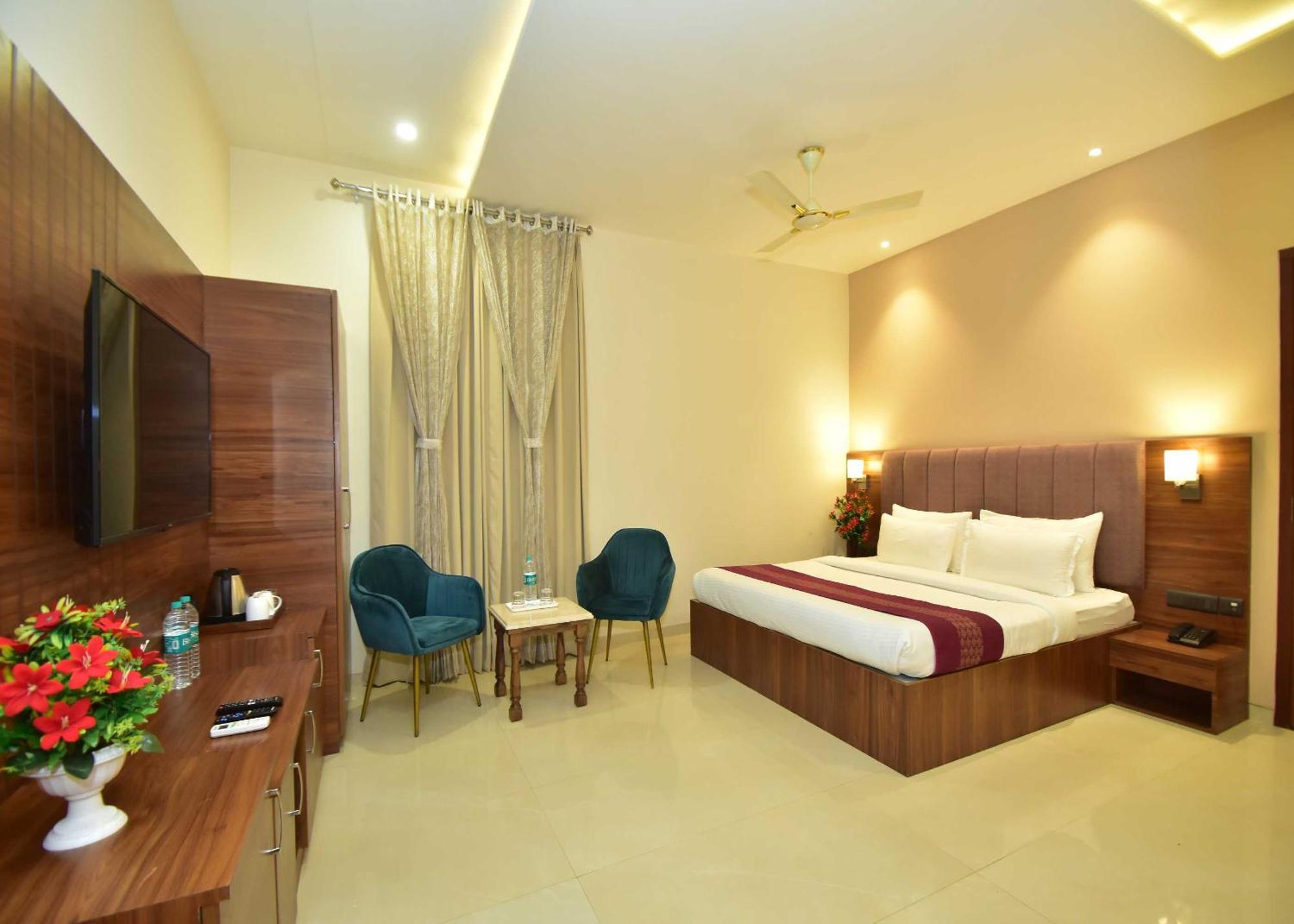 Hotel Shyamleela Khātu 外观 照片