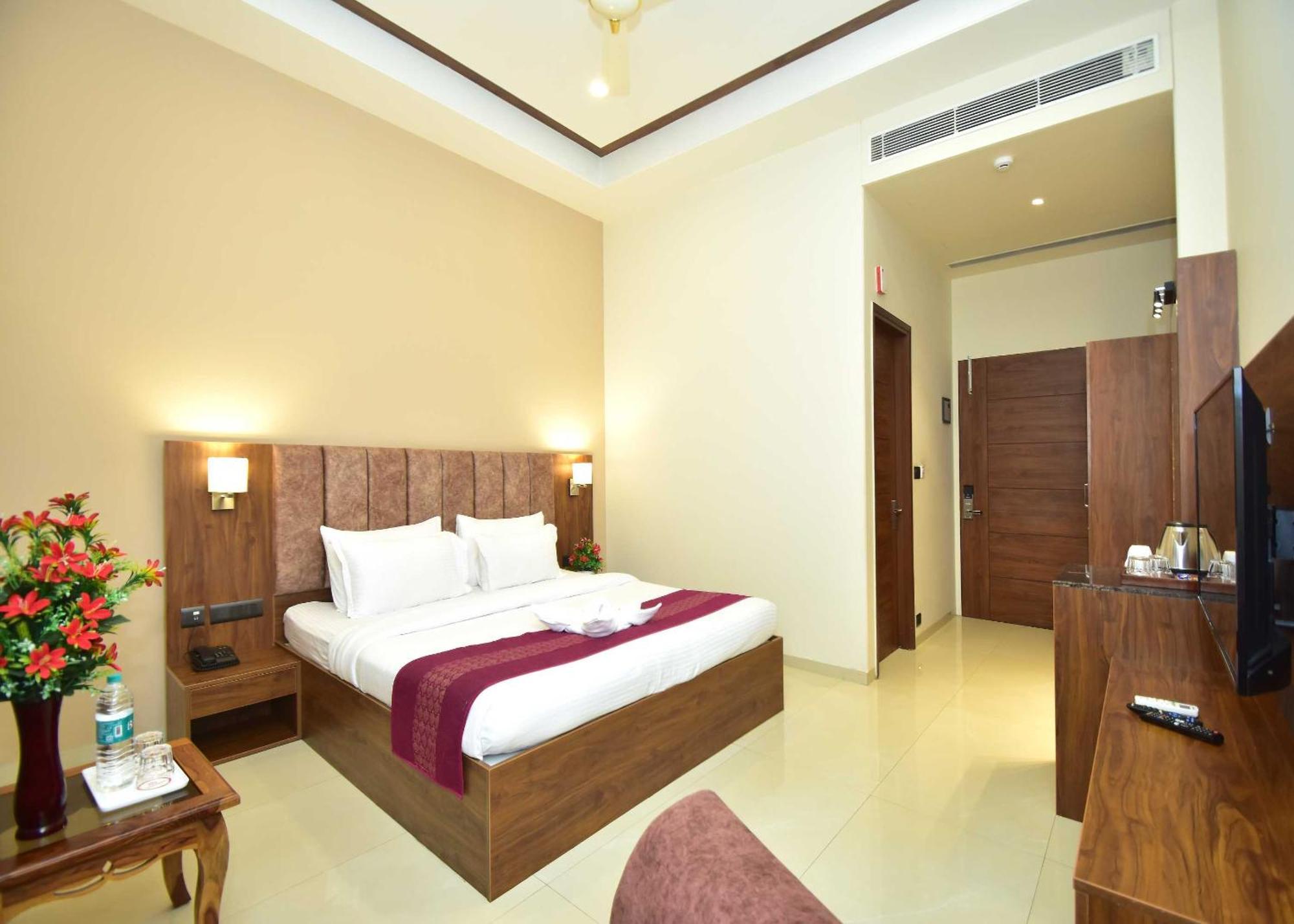 Hotel Shyamleela Khātu 外观 照片