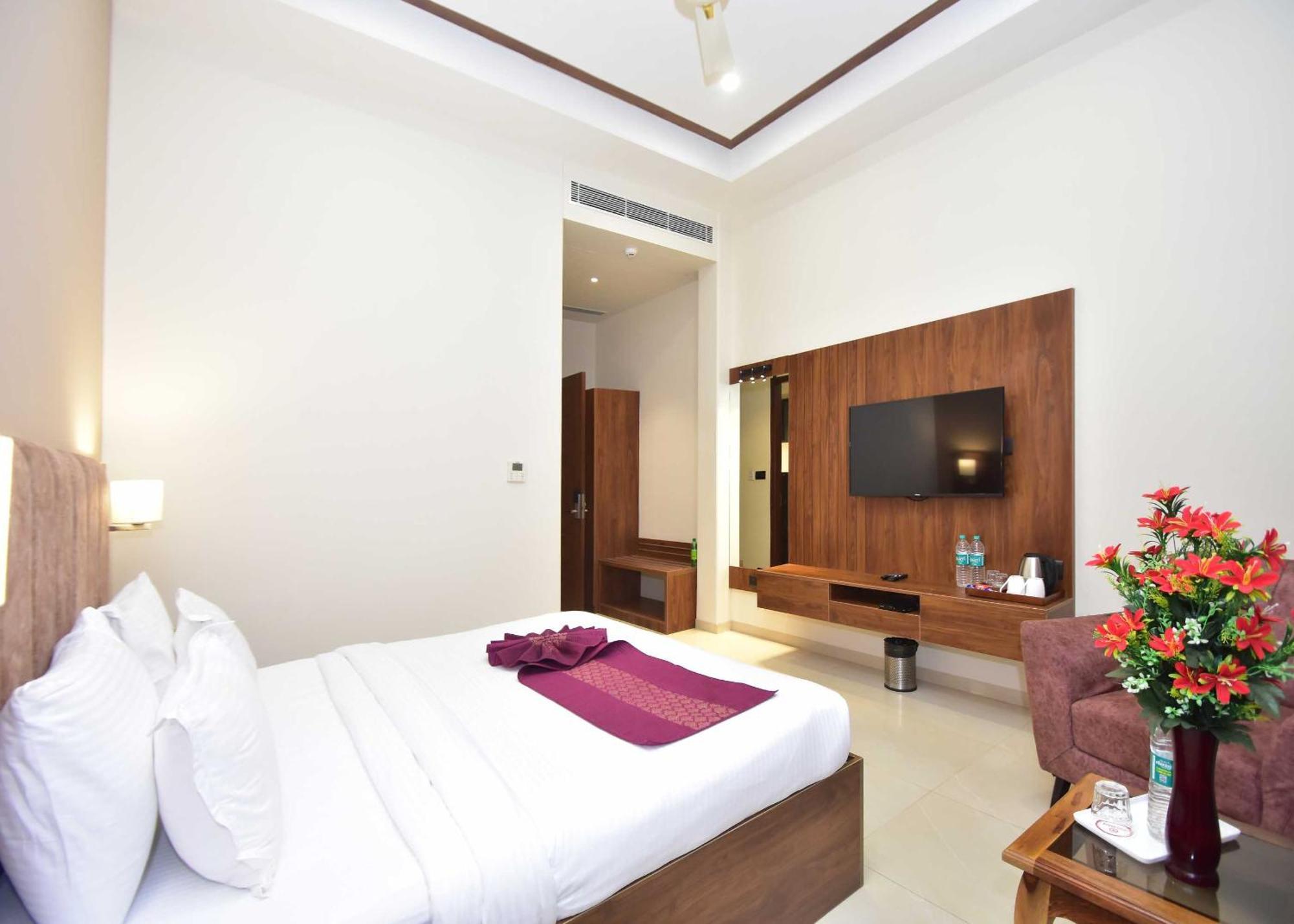 Hotel Shyamleela Khātu 外观 照片