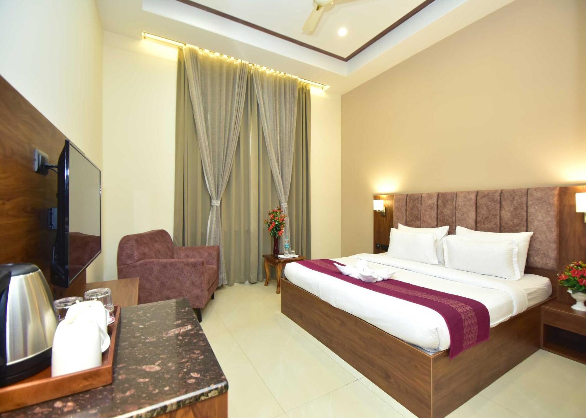 Hotel Shyamleela Khātu 外观 照片