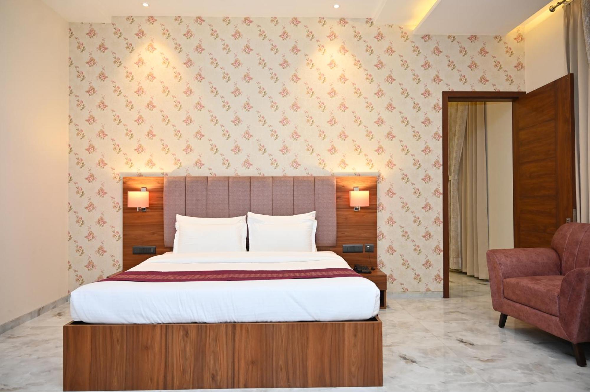 Hotel Shyamleela Khātu 外观 照片