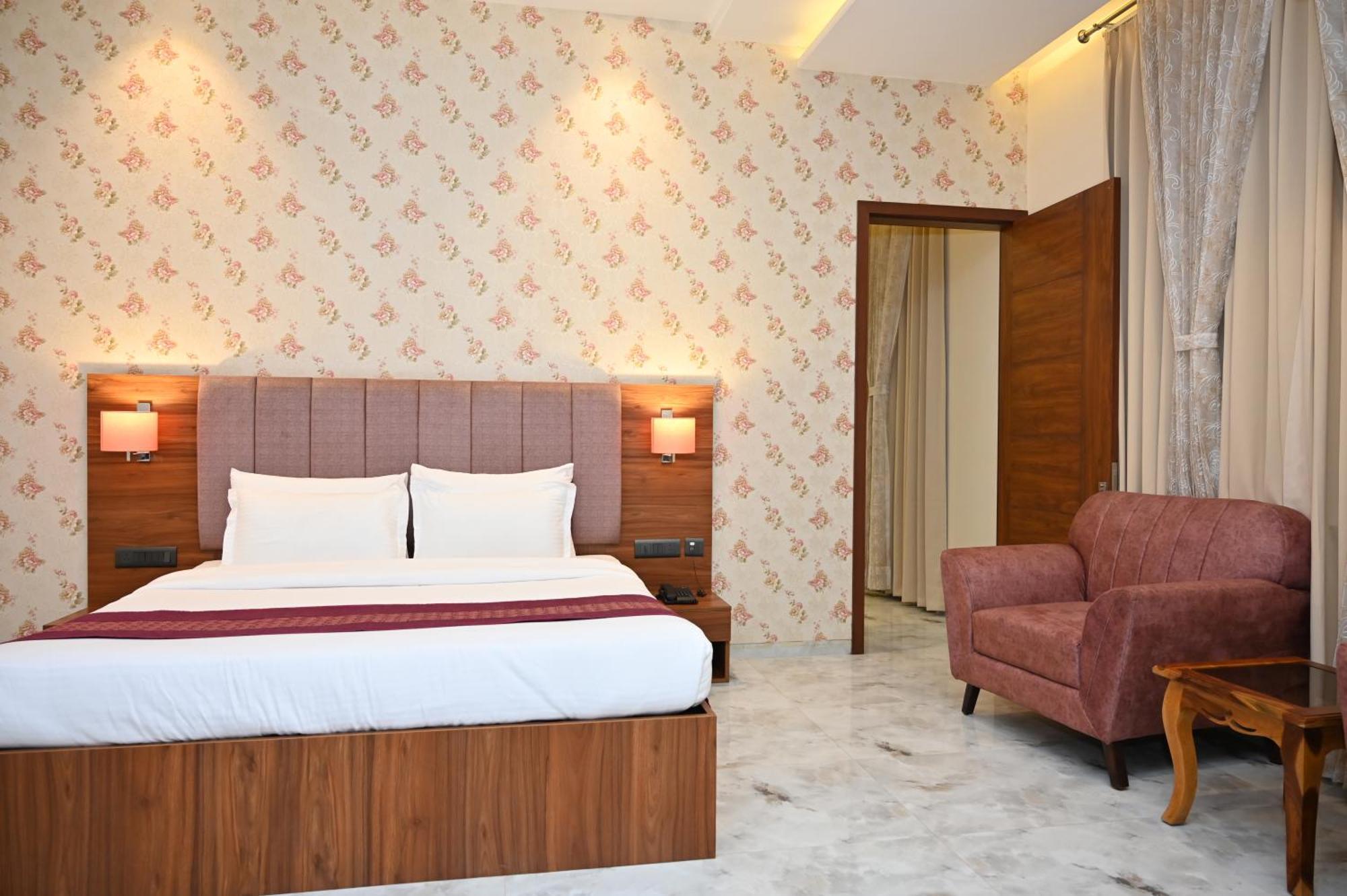Hotel Shyamleela Khātu 外观 照片