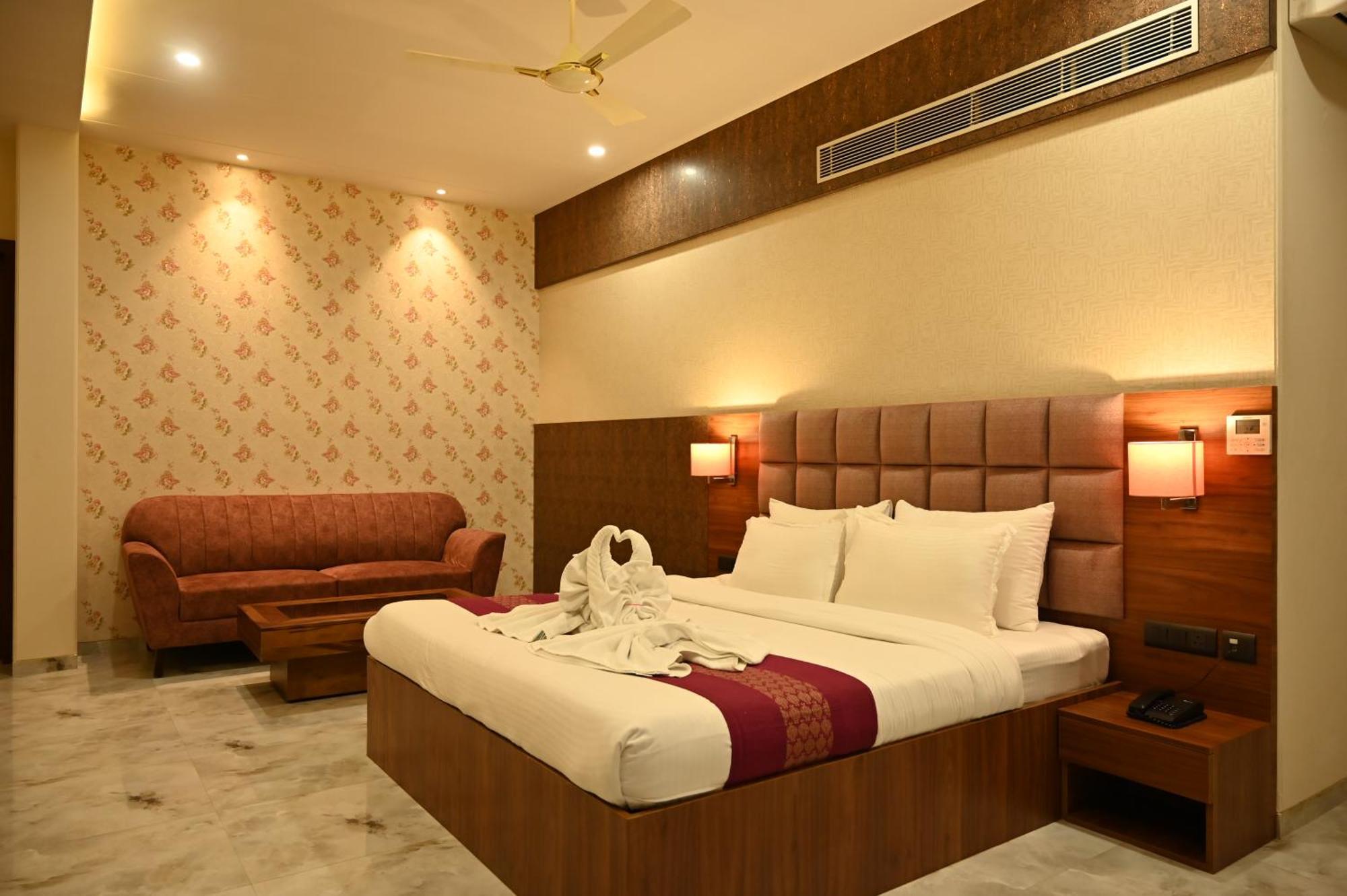 Hotel Shyamleela Khātu 外观 照片