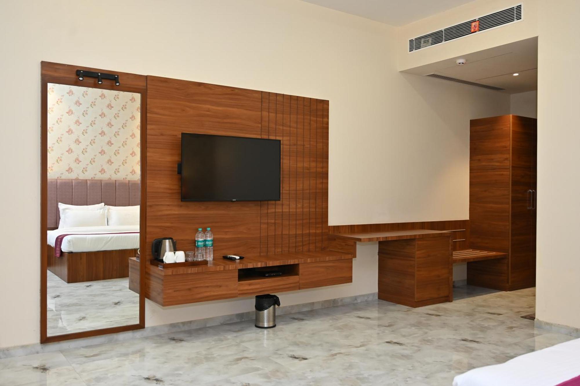 Hotel Shyamleela Khātu 外观 照片
