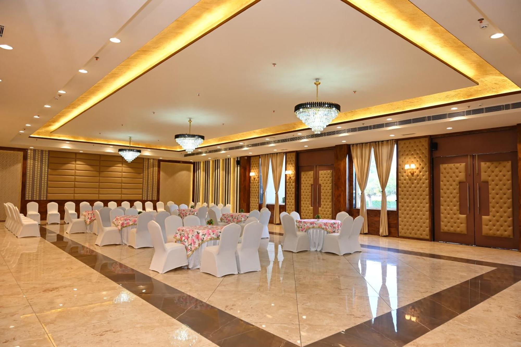 Hotel Shyamleela Khātu 外观 照片