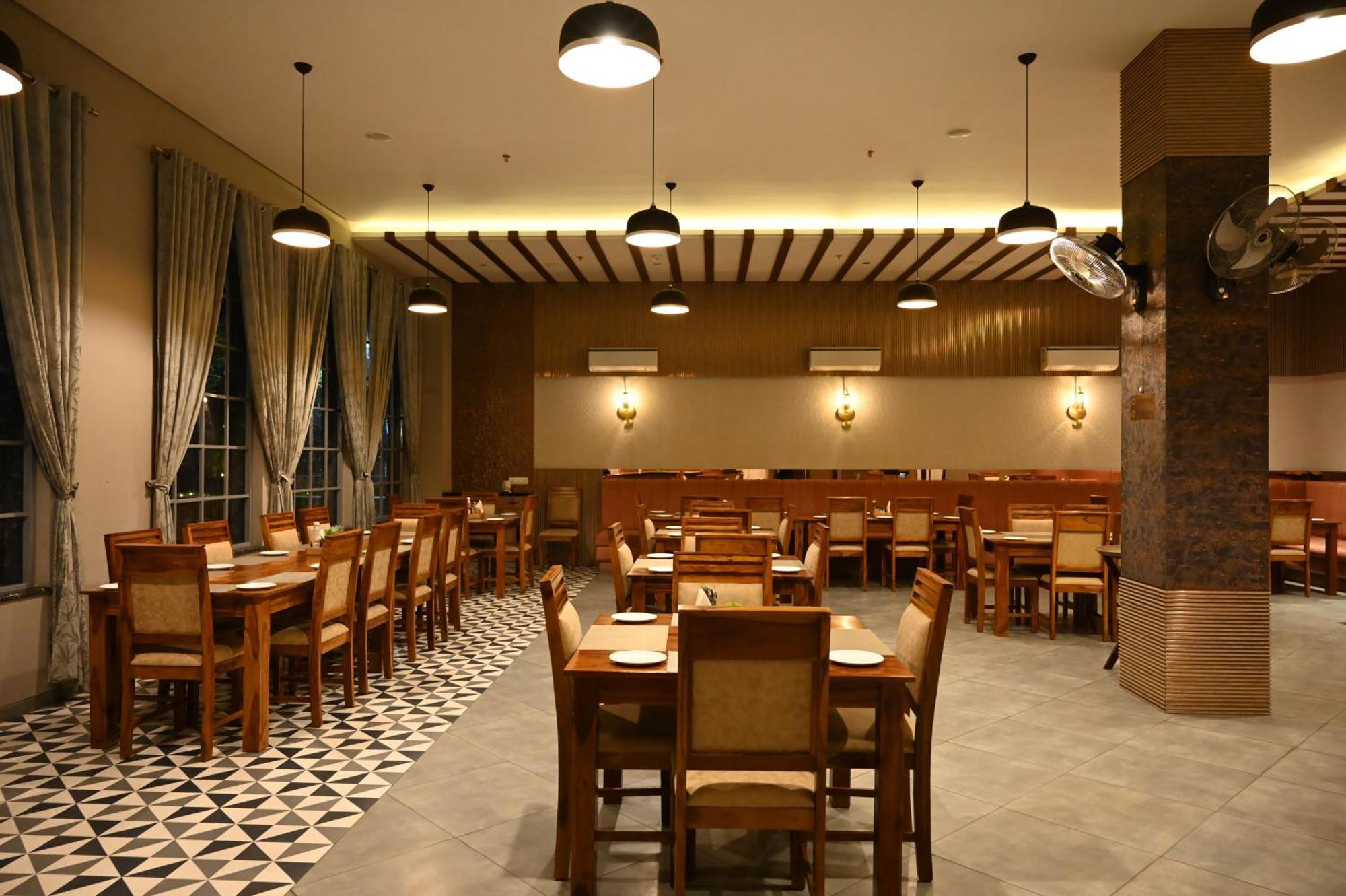 Hotel Shyamleela Khātu 外观 照片