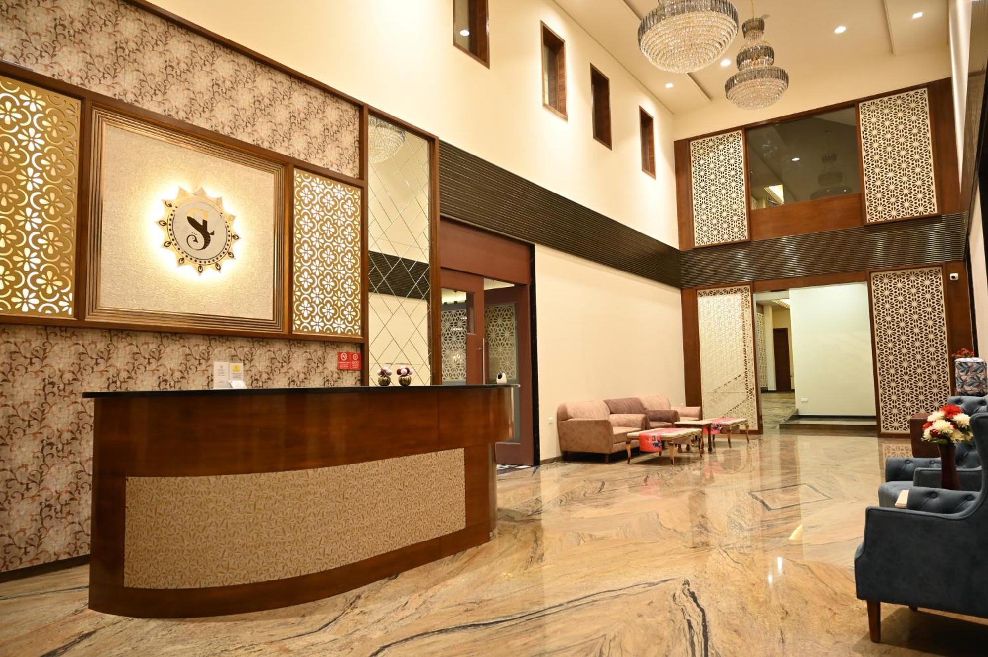 Hotel Shyamleela Khātu 外观 照片
